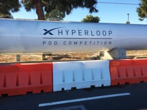 SpaceX Hyperloop Tunnel - Foto: WARR Hyperloop